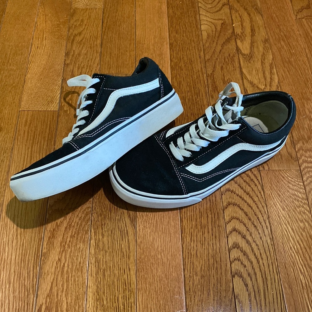 PLATFORM VANS